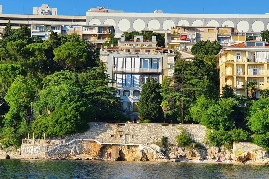 Studio Apartman Lenox Rijeka Buitenkant foto