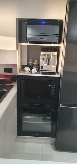 Studio Apartman Lenox Rijeka Buitenkant foto