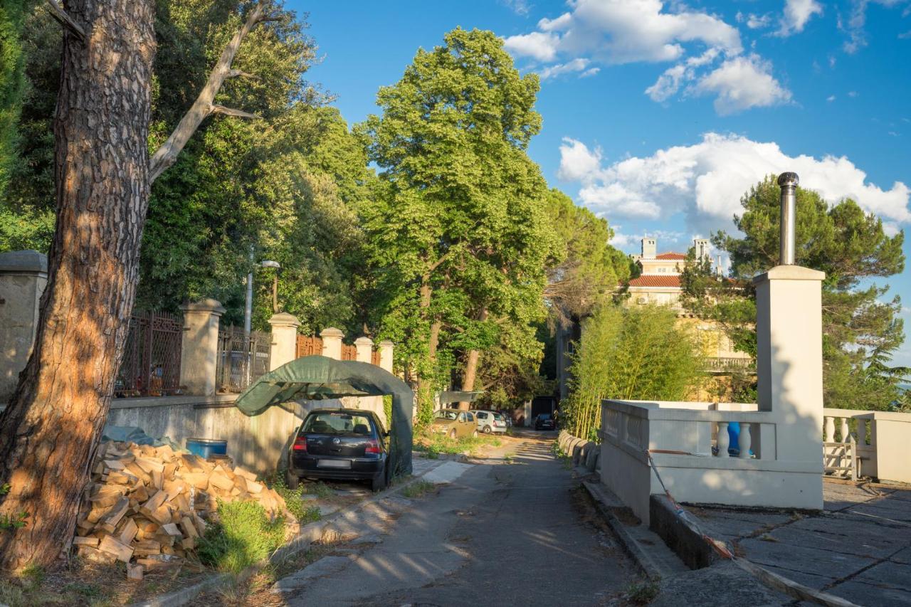 Studio Apartman Lenox Rijeka Buitenkant foto